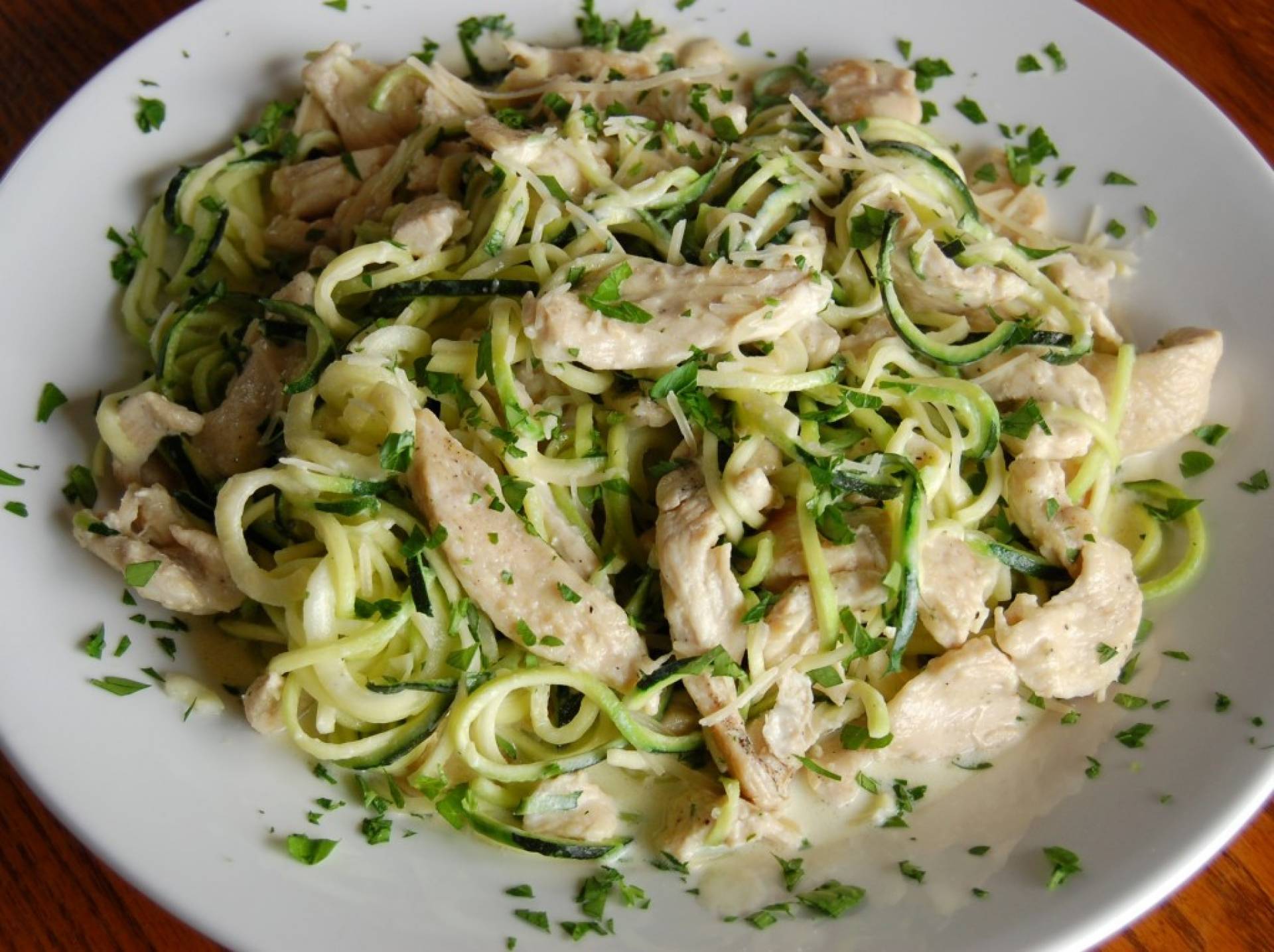 Chicken Alfredo with Zuchhini Zoodles- Low Fat