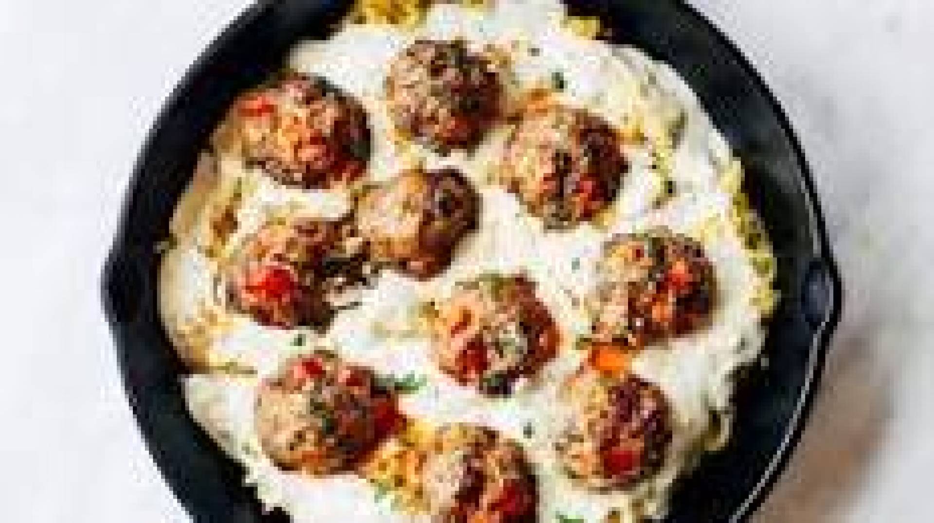Meatballs with alfredo Sauce and heart of palm noodles