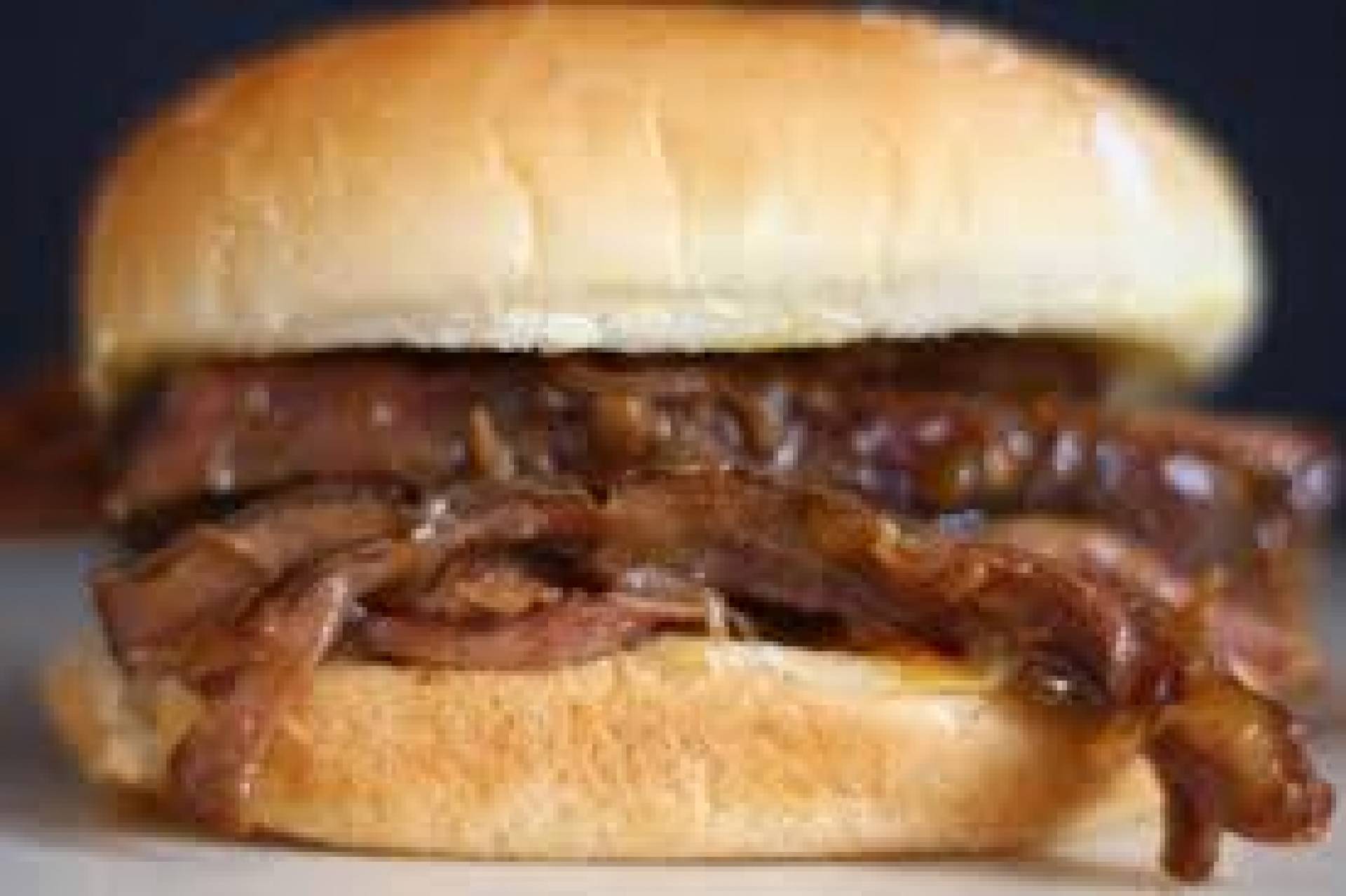 Roast Beef & Gravy on 0 Net Carb Bun- Low Fat